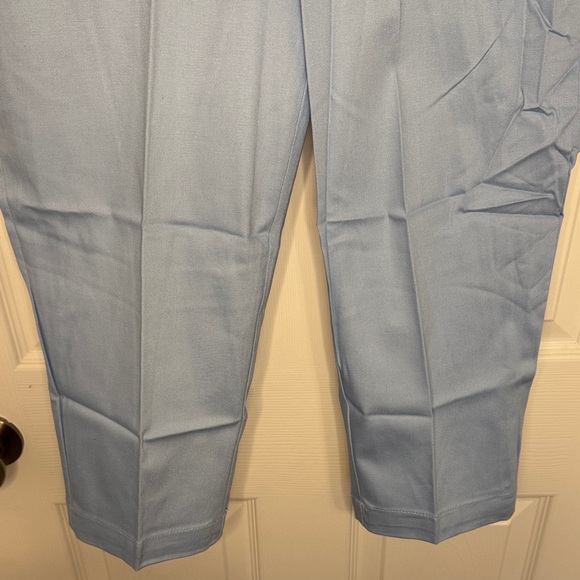 NWT St. John's Bay Light Blue Capri Pants - Picture 5 of 8